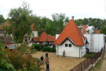 lesovarosi-iskola-udvar
