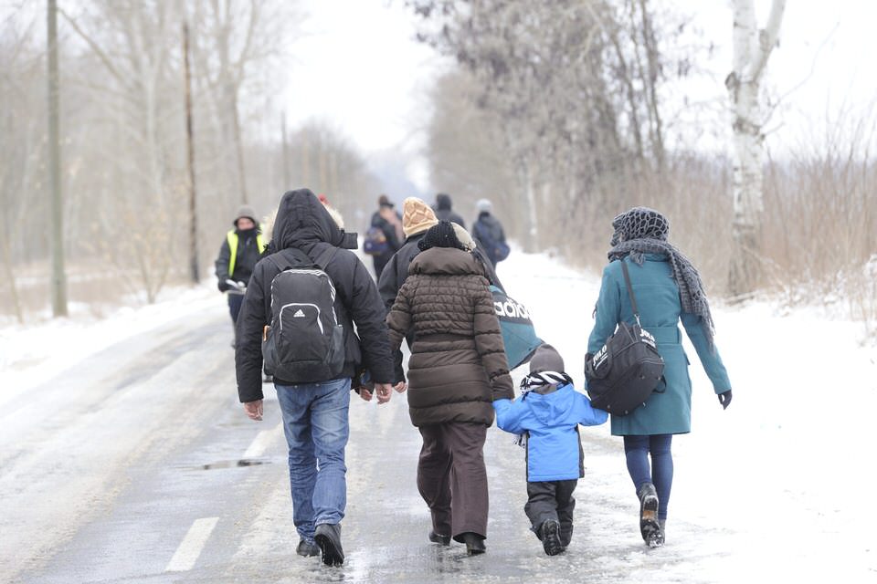 Illegális bevándorlás - Tömegével érkeznek a határsértõ