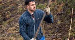 P1302225