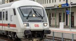 Budapest-Belgrád-vasútvonal-vonatP2100131-2