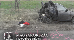 a kanyarodás szándékával álló jármű-gigapixel-standard-scale-2_00x